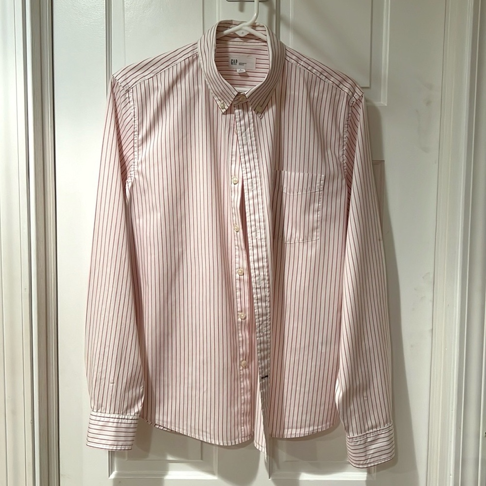 GAP Mens Red Pinstripe Button Down Shirt